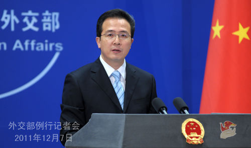 外交部發(fā)言人洪磊主持例行記者會(huì) 外交部發(fā)言人洪磊主持例行記者會(huì)