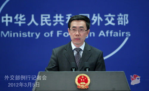 2012年3月5日,外交部發(fā)言人劉為民主持例行記者會。(圖片來源:外交部網(wǎng)站) 2012年3月5日,外交部發(fā)言人劉為民主持例行記者會。(圖片來源:外交部網(wǎng)站)