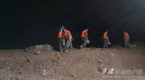 ������ҹ����(zh��n)ʿ��?n��i)�Ȼ�Գ���һ����ȫ���_������Ⱥ������ؔ�a(ch��n)��ȫ��