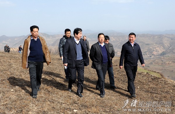 DYH_4415.jpg DYH_4415.jpg