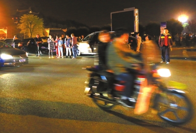 3��30���賿������l(f��)���������w�h��һЩ����ۼ����_韵ďV���ϡ����A��l(f��)