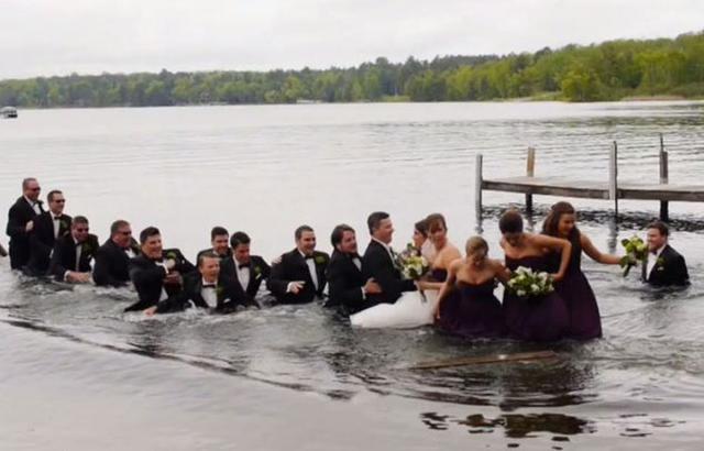 ����һ������̮�� �»��D��20�����ɰ�����ˮ