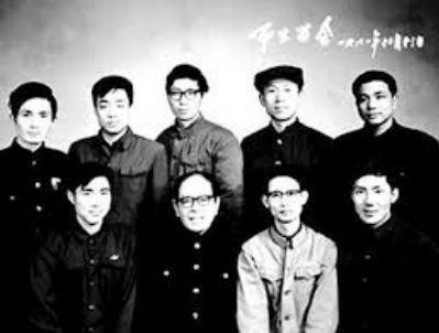 һz1981rĺڰƬһȺp˴ؓˏվں҂ȵλá