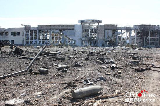 烏軍與親俄武裝再起沖突 盧甘斯克機場遭毀(圖)