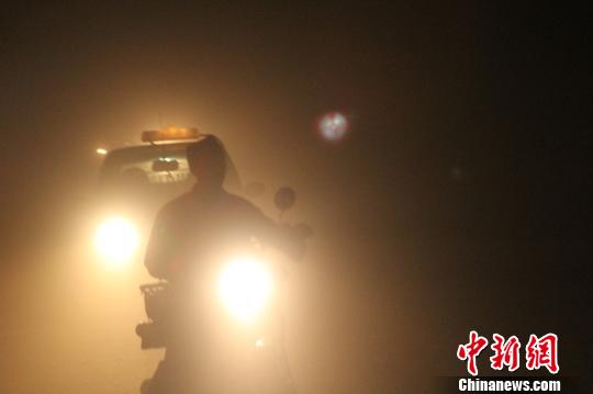 9���������½�����؅^(q��)��h����ɳ�m��⣬��Ҋ�Ȳ���5����ɳ�m�A�s���L(f��ng)���������ҹ�� ��˩�� �z