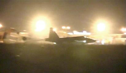 圖為俄羅斯密集空襲IS據(jù)點(diǎn)。