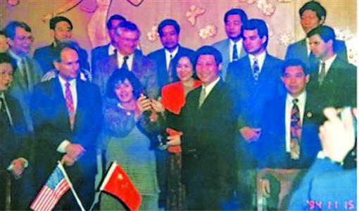 習(xí)近平今起訪美 駱家輝將率團(tuán)迎接