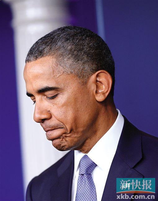 2015年4月23日,美國總統(tǒng)奧巴馬出席新聞發(fā)布會,對無人機誤炸致死兩名人質(zhì)表示道歉并承諾調(diào)查。