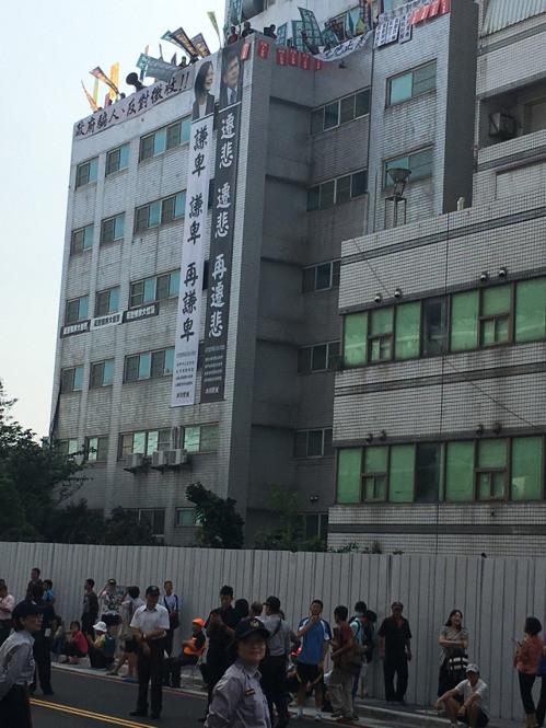 ��Ӣ�Ĳ���������� ���¹����㏊(qi��ng)������