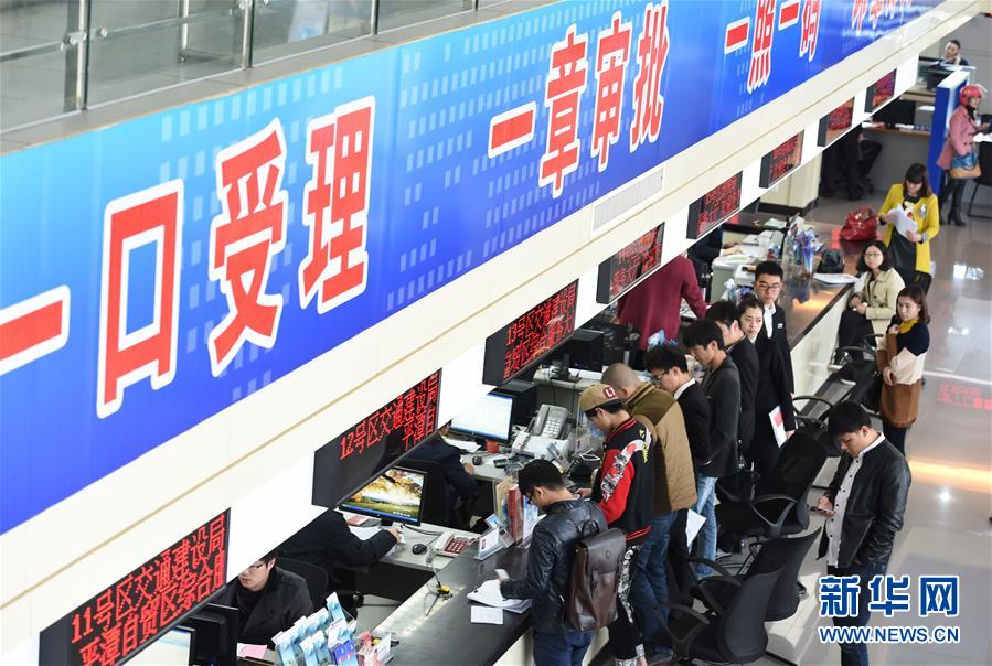 �����Aȫý�^�l���D�Ļ��ӣ���2���V���r���ĸ���ƪ�¡���������ƽͬ־����ĵ��h����ȫ����ĸʾ�