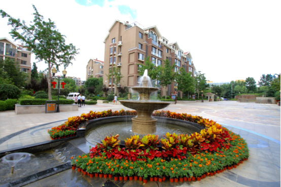 【風從海上來·改革進行時】“窮村”變身龍頭社區(qū) 上流佳苑打造社區(qū)治理青島樣本 【風從海上來·改革進行時】“窮村”變身龍頭社區(qū) 上流佳苑打造社區(qū)治理青島樣本