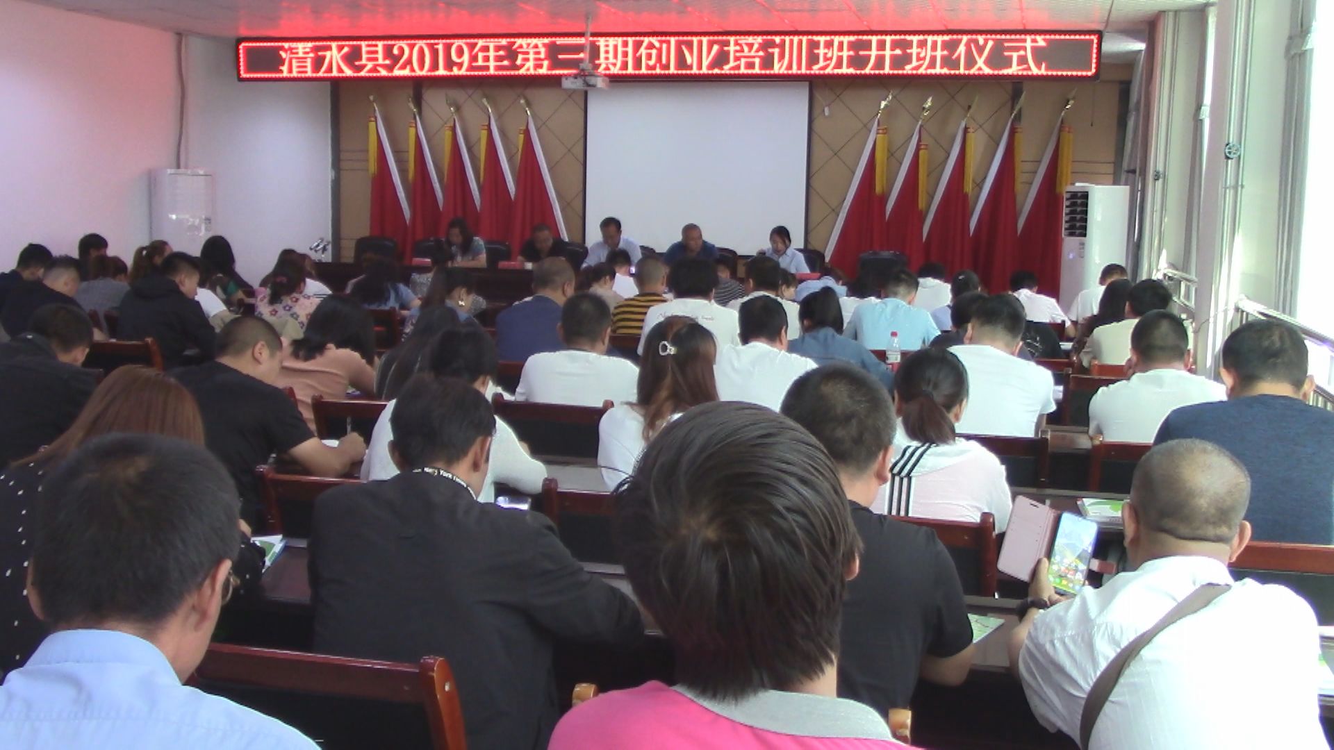 1565169338057000299.jpg 1565169338057000299.jpg