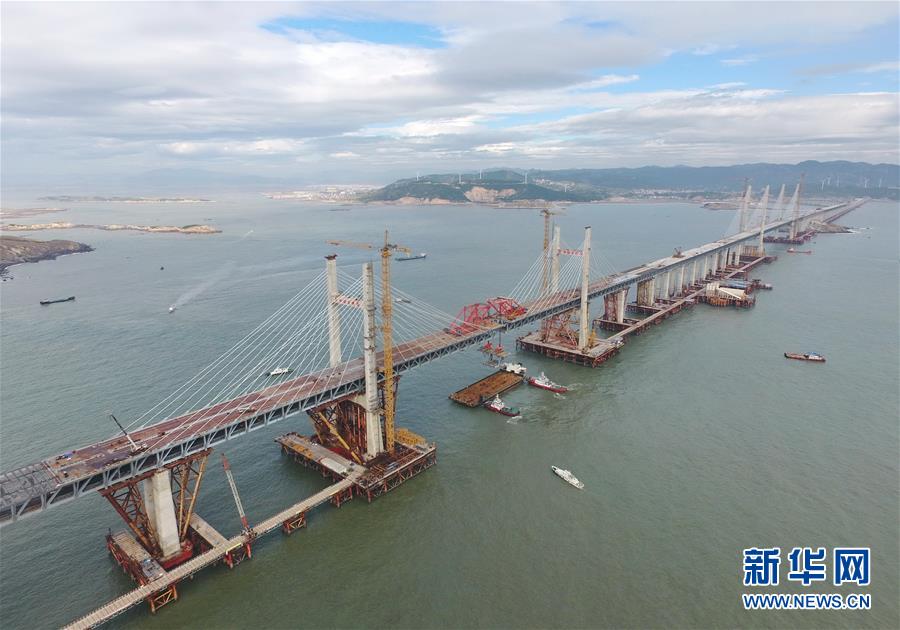 (新華視點(diǎn)·圖片版)(3)平潭海峽公鐵大橋在福建貫通