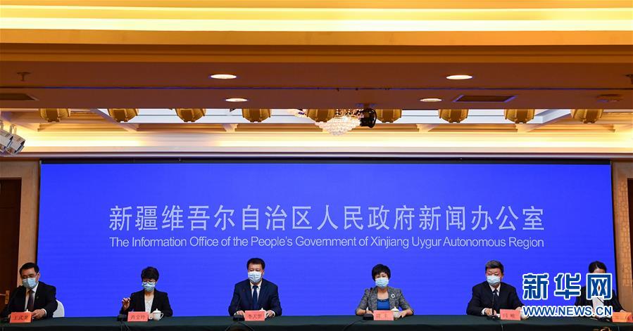 (聚焦疫情防控·圖文互動(dòng))(1)烏魯木齊市新冠肺炎疫情新增病例出現(xiàn)較大幅度下降 傳播風(fēng)險(xiǎn)依然存在